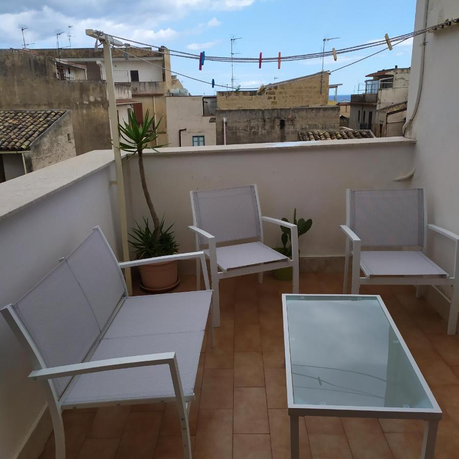 Casa Vacanza Isola Sul Mare Castellammare del Golfo Bagian luar foto