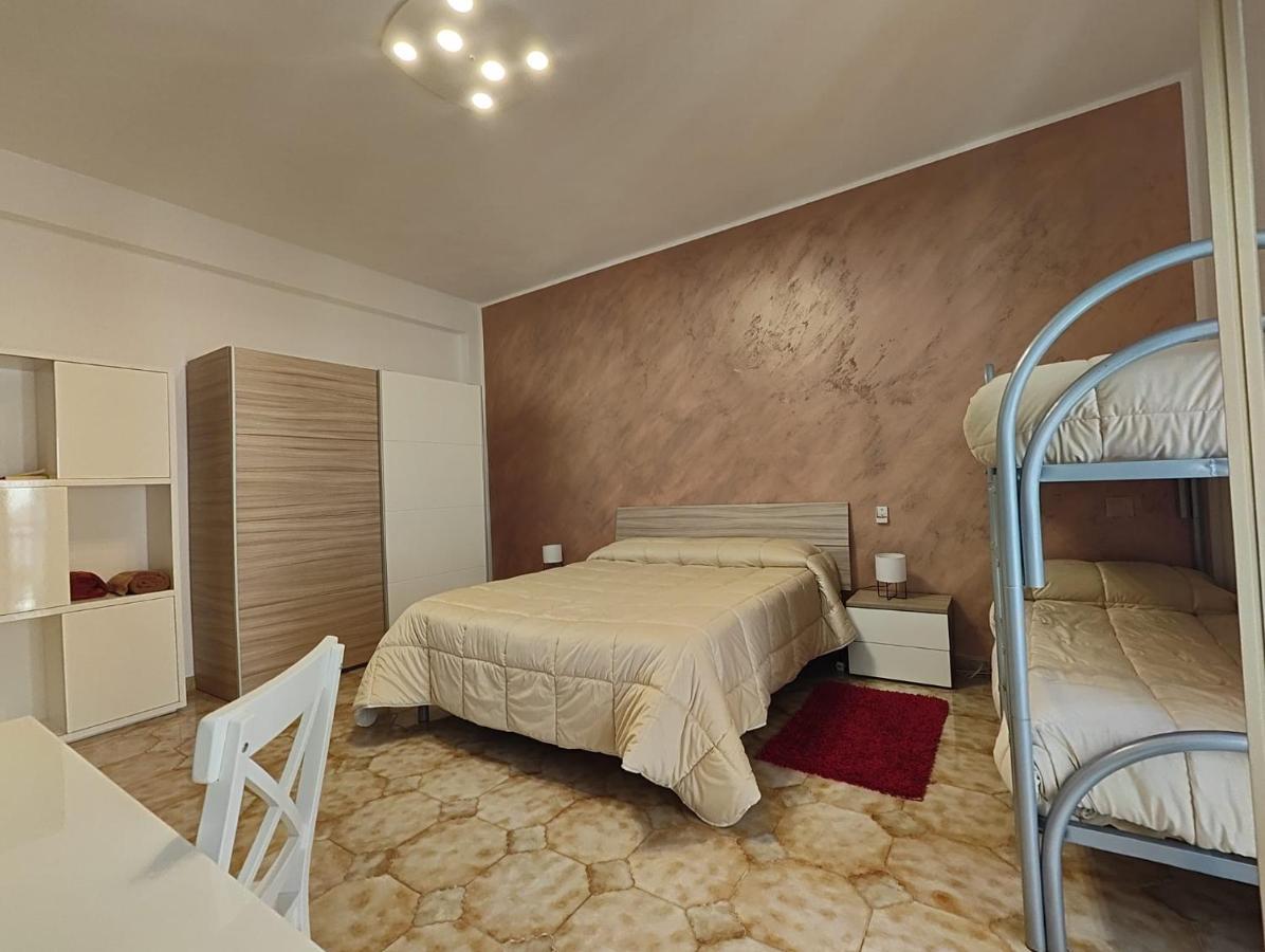 Casa Vacanza Isola Sul Mare Castellammare del Golfo Bagian luar foto